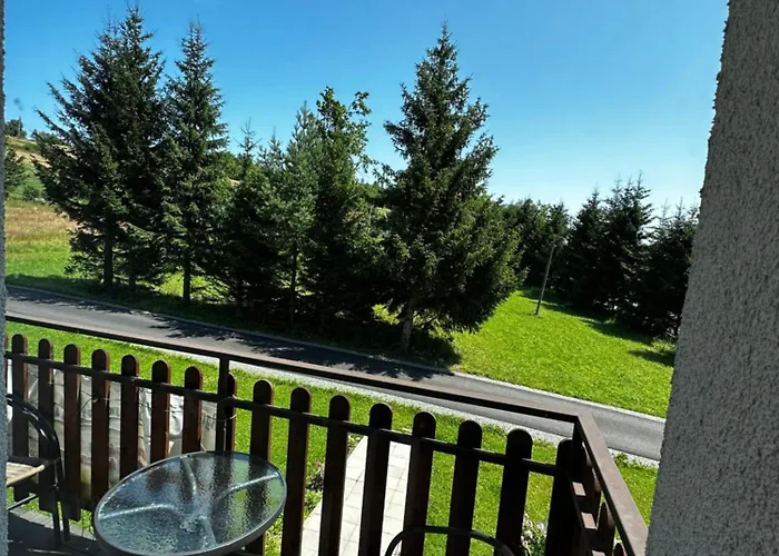 Pod Grzywaczem Farm stay Sloszow